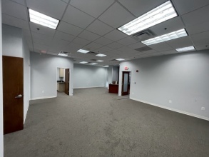 Commercial Contractor for Large Office